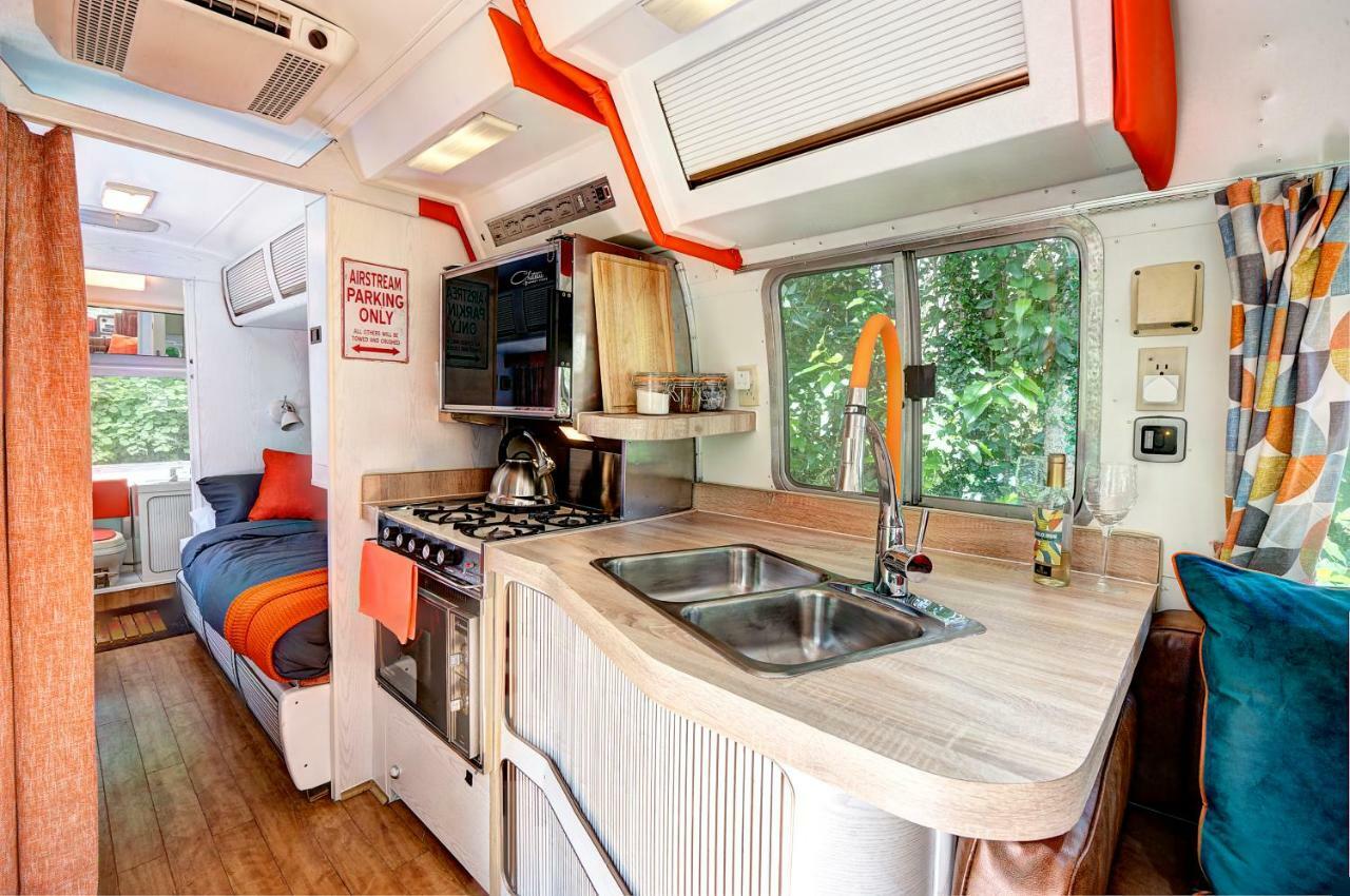 Glamping 1970 American Airstream Motorhome Ponsanooth Kültér fotó