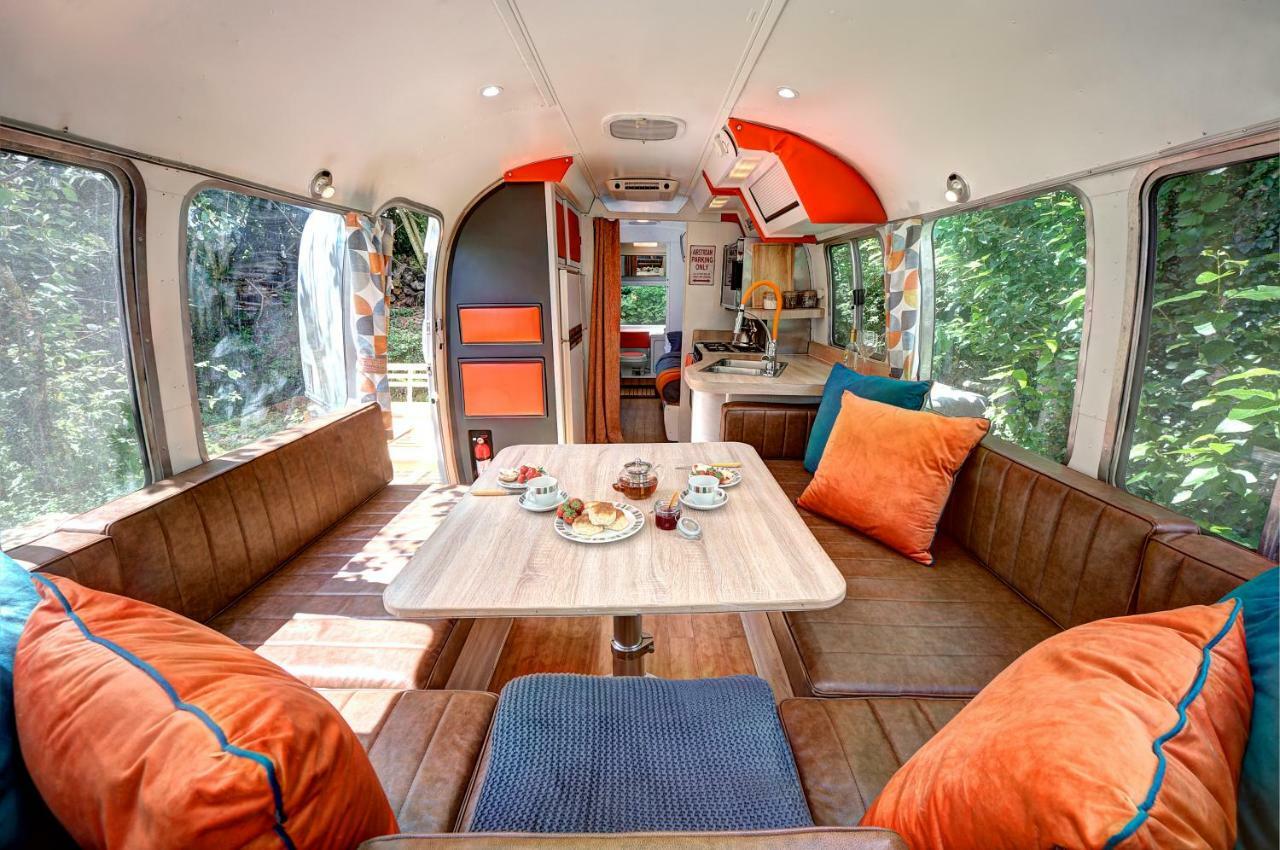 Glamping 1970 American Airstream Motorhome Ponsanooth Kültér fotó